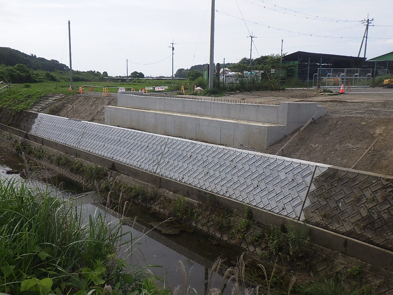 小木津町柳町橋架換下部工事